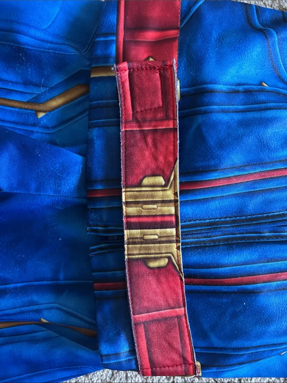 Captain Marvel Costume - Blue, Red & Gold - Picture 4 of 4